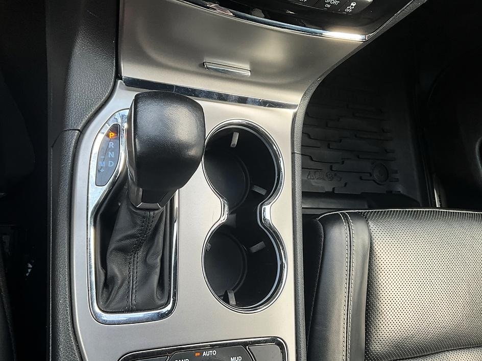 Used 2021 Black Jeep Limited image 24