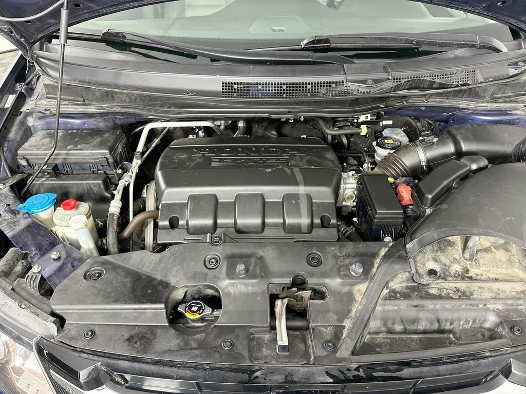 Used 2014 Obsidian Blue Pearl Honda Touring image 34