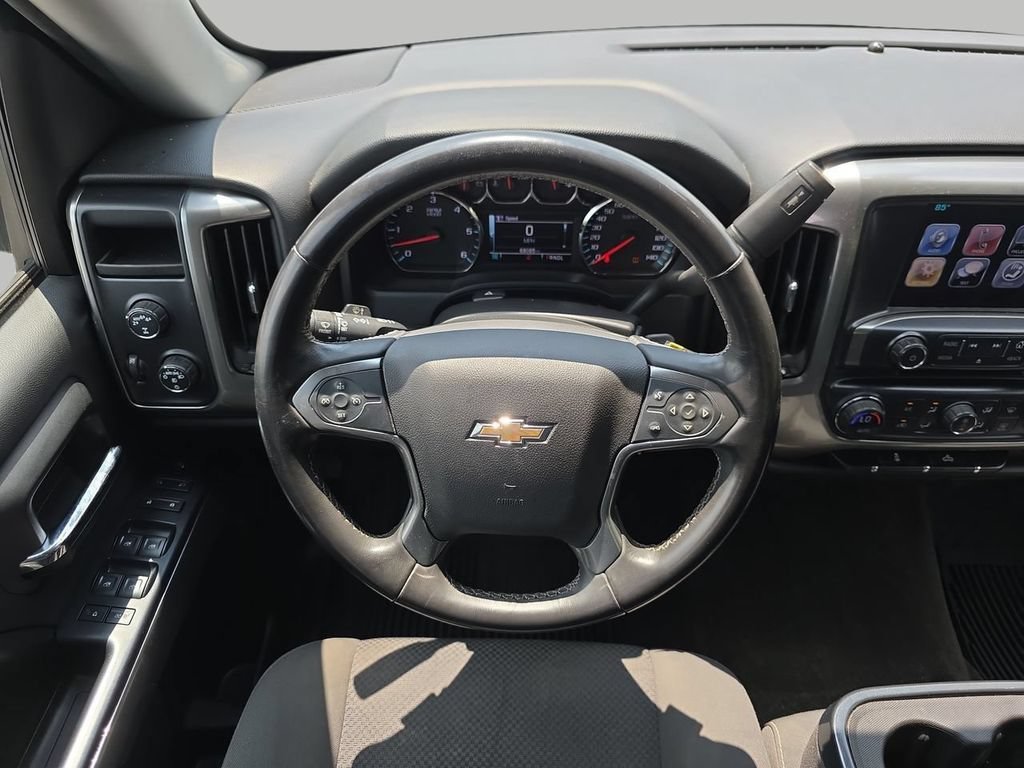 Used 2017 GRAPHITE METALLIC Chevrolet LT image 10