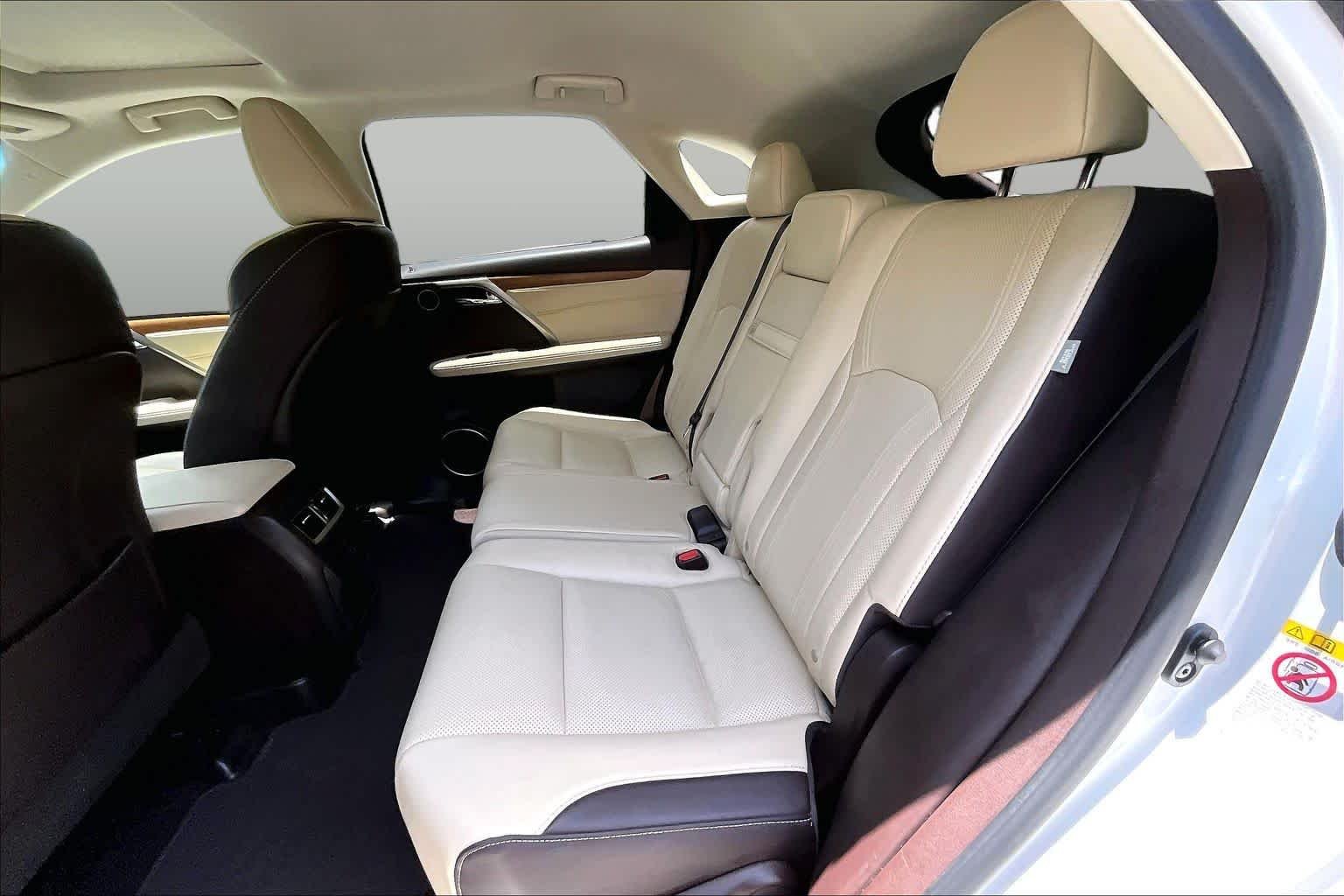 Used 2018 Eminent White Pearl Lexus  image 21