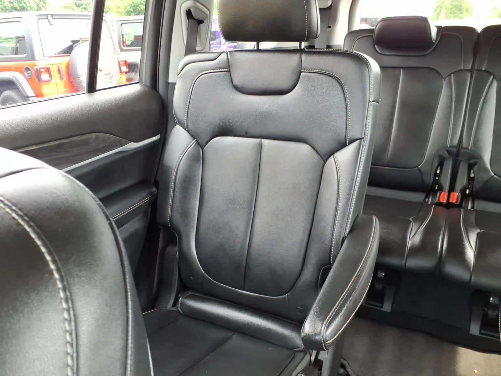 Certified Used 2023 Silver Zynith Jeep Limited image 18