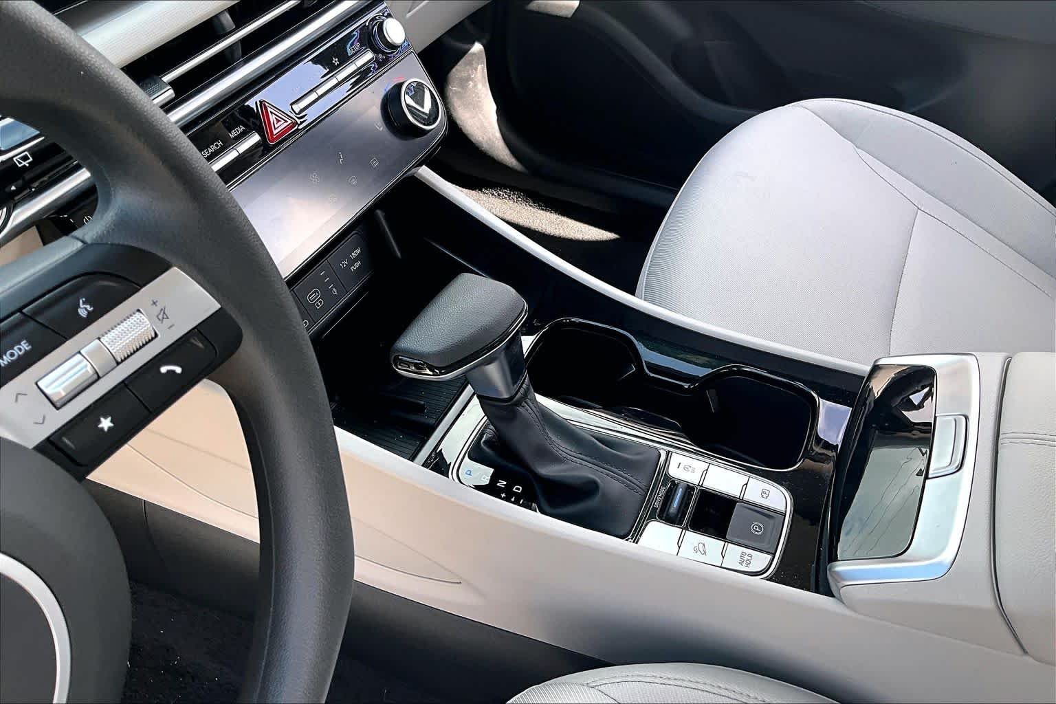 Used 2025 Serenity White Pearl Hyundai SEL image 15