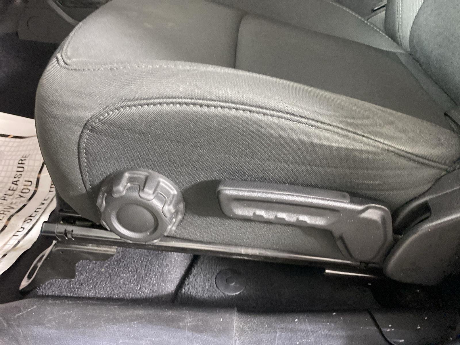 Used 2022 Black Clearcoat Jeep Unlimited Sport S image 16