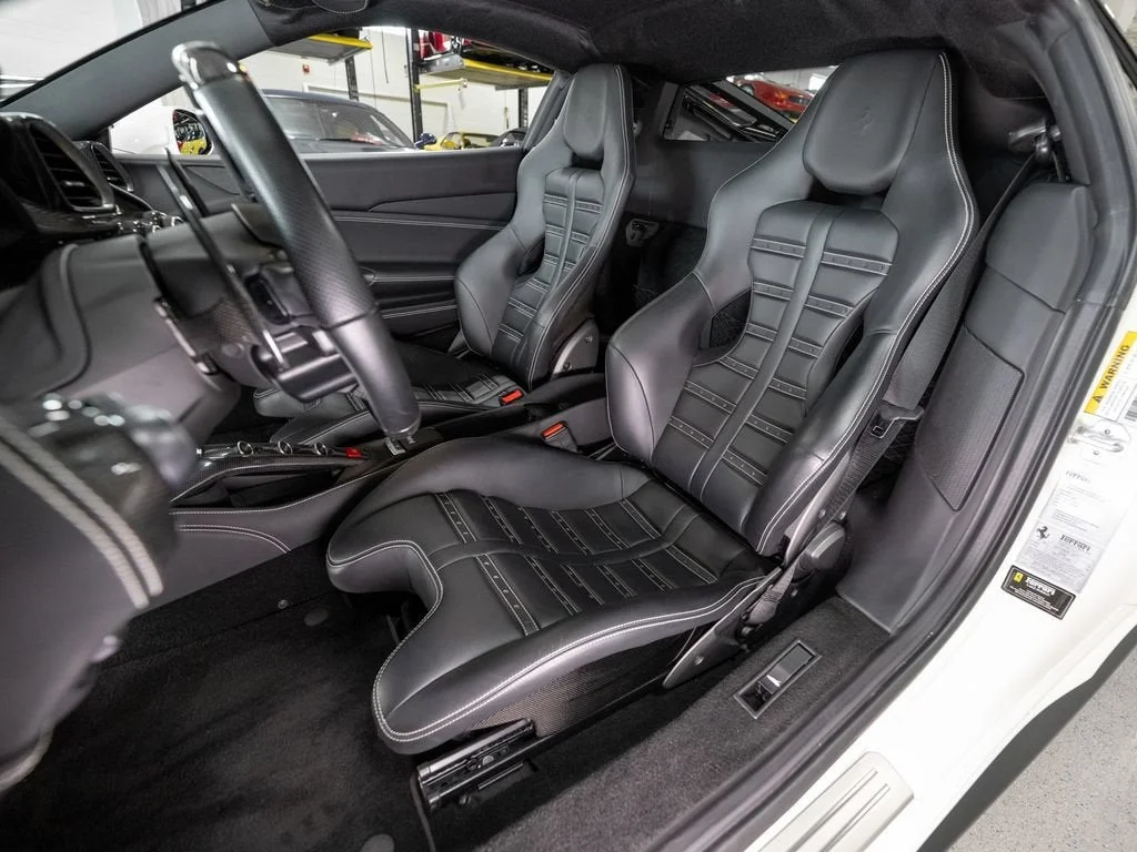Used 2018 Bianco Avus Ferrari Base image 12