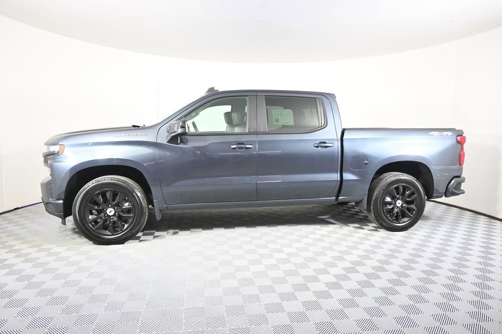 Used 2019 Chevrolet Silverado 1500 RST with VIN 3GCUYEED1KG135957 for sale in Forest Lake, Minnesota