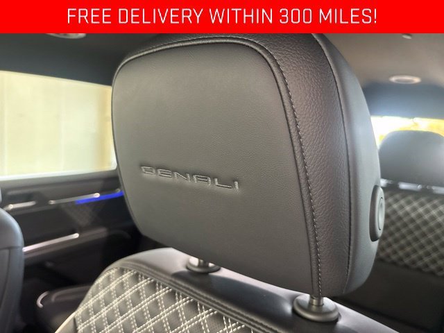 2026 GMC Acadia Denali - Photo 11