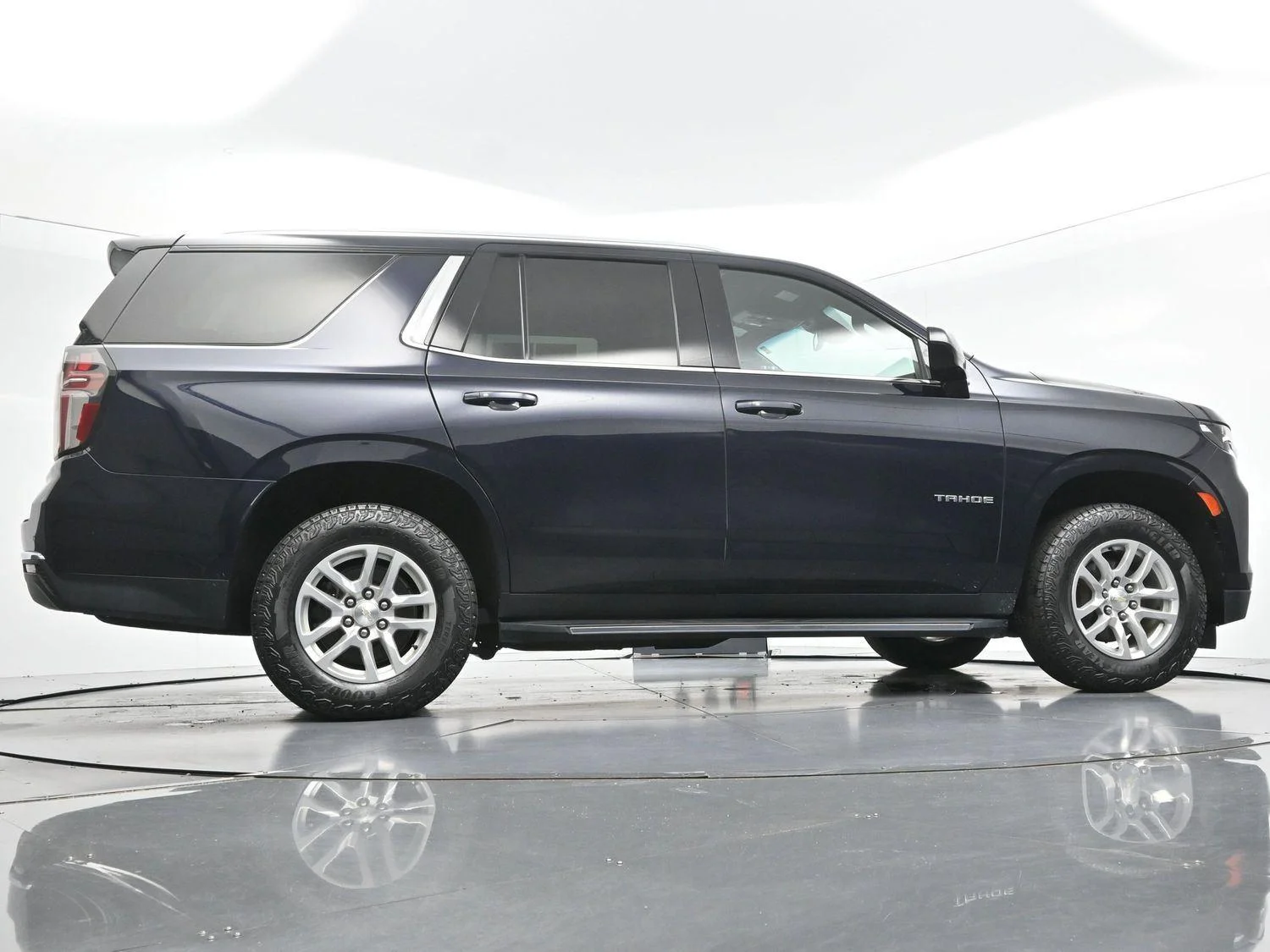 Used 2023 Midnight Blue Metallic Chevrolet LT image 50