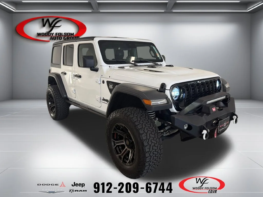 Used 2024 White Jeep Willys image 1