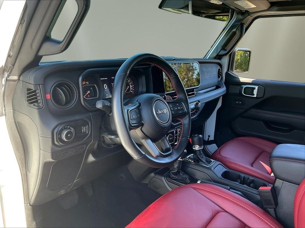Used 2024 Bright White Clearcoat Jeep Rubicon 392 image 19