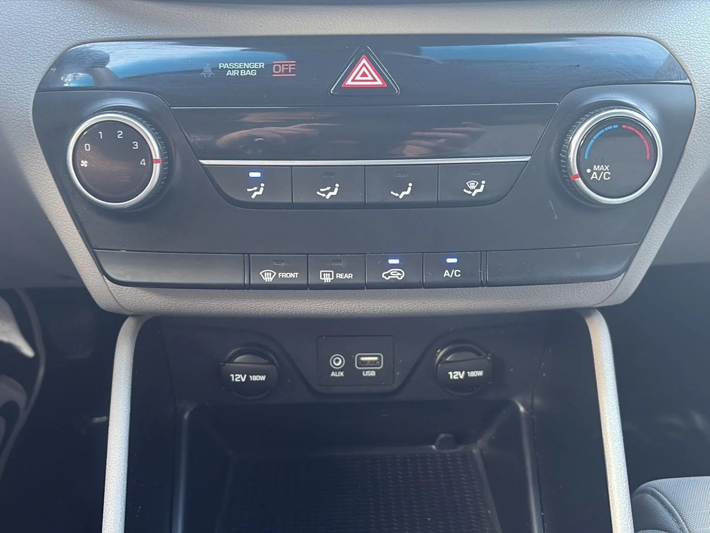 Certified Used 2019 WHITE Hyundai SE image 19