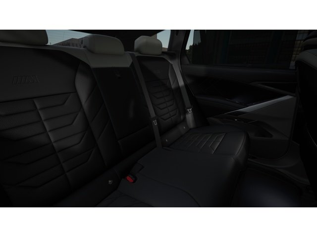 New 2027 Space Silver Metallic BMW 40 xDrive image 12
