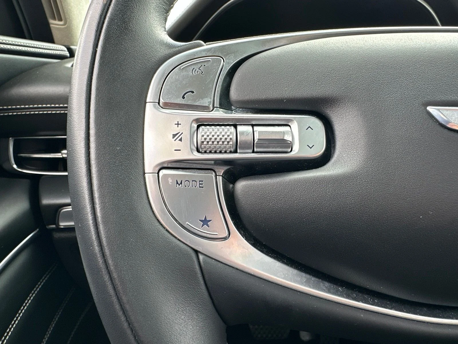 Used 2024 Gray Genesis 3.5T image 19