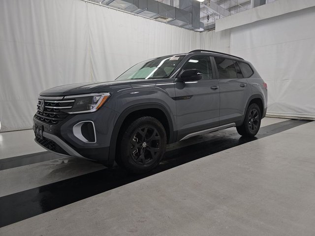 2024 Volkswagen Atlas 2.0T Peak Edition SE w/Technology