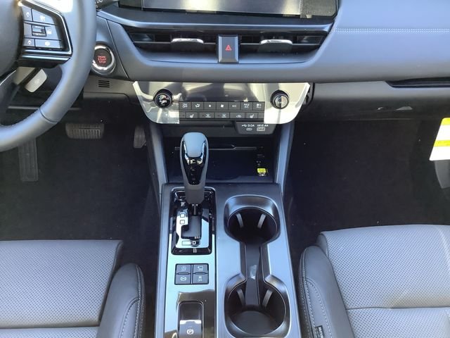 New 2026 ICE SILVER METALLIC Subaru Touring image 11