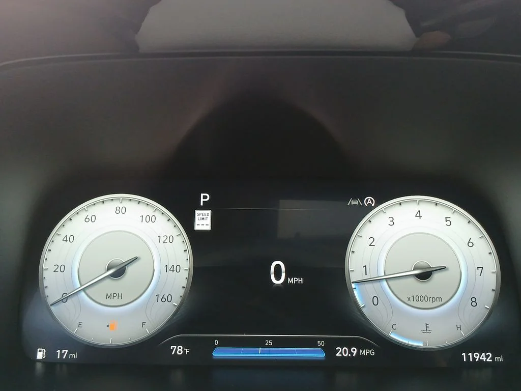 Used 2025 Gray Hyundai Calligraphy image 11