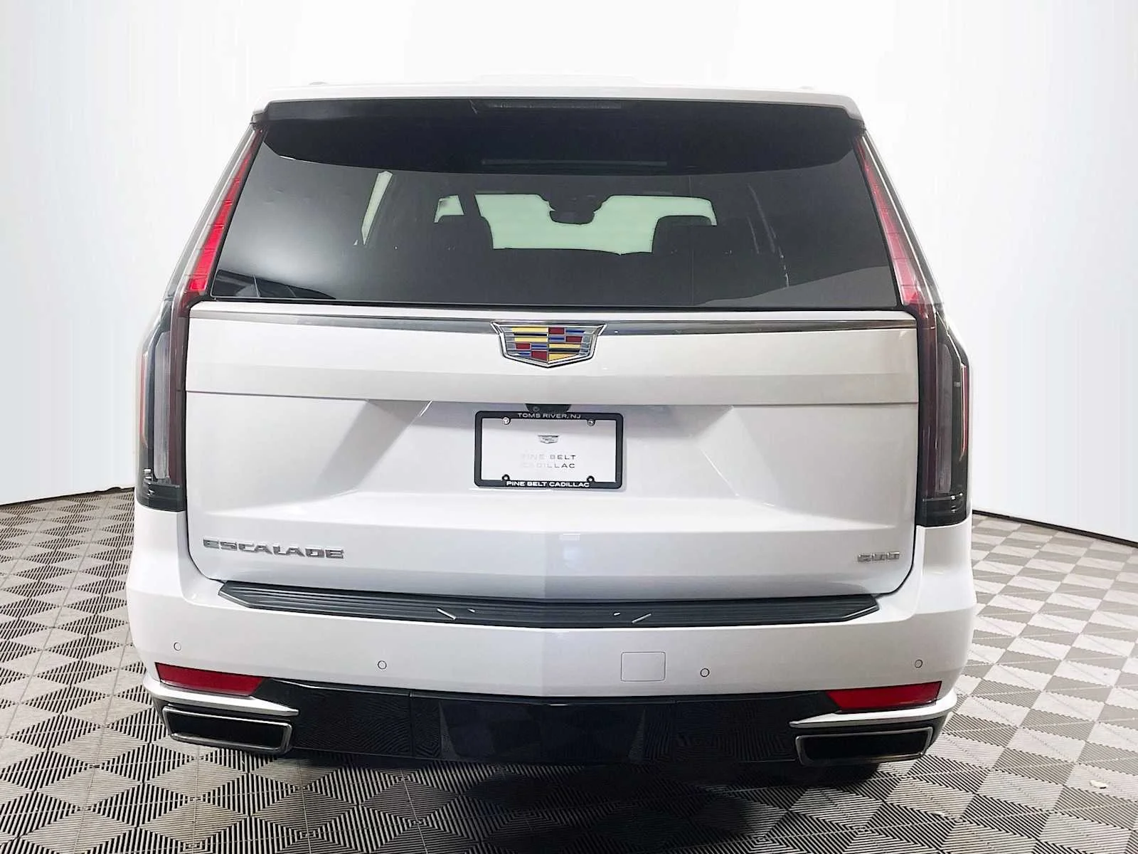 Certified Used 2024 Crystal White Tricoat Cadillac 4WD Premium Luxury image 5