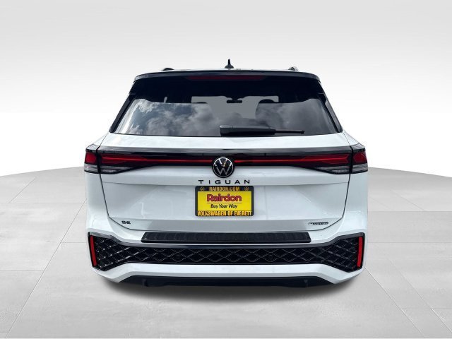 2026 Volkswagen Tiguan SE R-LINE BLACK - Photo 6