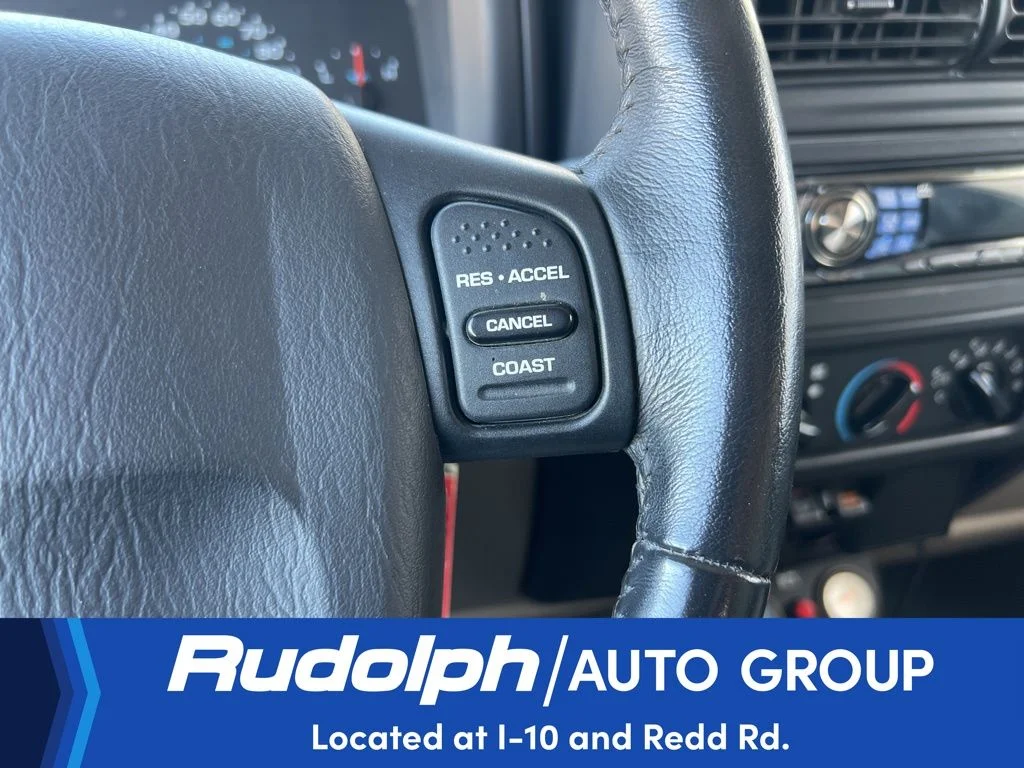 Used 2006 Light Khaki Metallic Jeep Unlimited Rubicon image 42