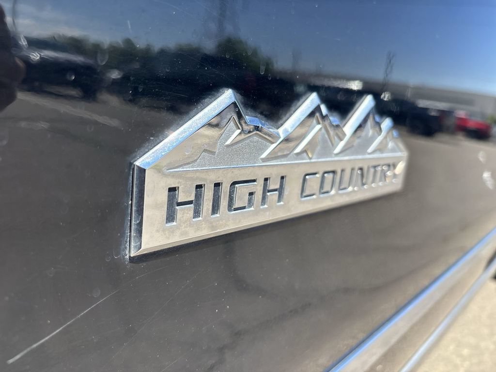 Certified Used 2017 BLACK Chevrolet High Country image 35