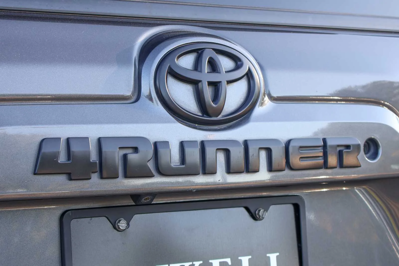 Used 2019 Magnetic Gray Metallic Toyota SR5 image 11