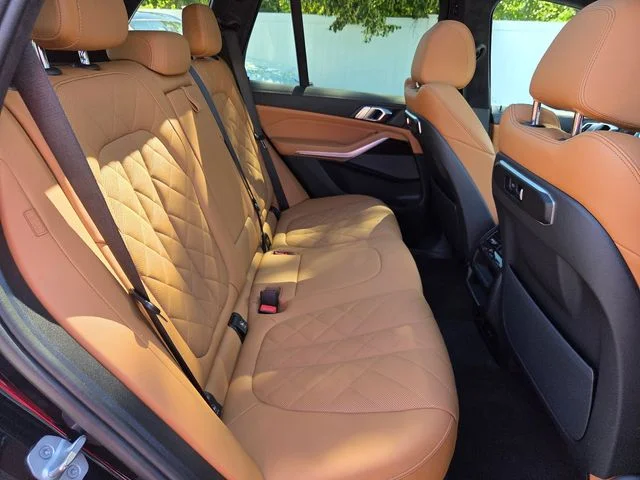 Certified Used 2024 Carbon Black Metallic BMW xDrive40i image 30
