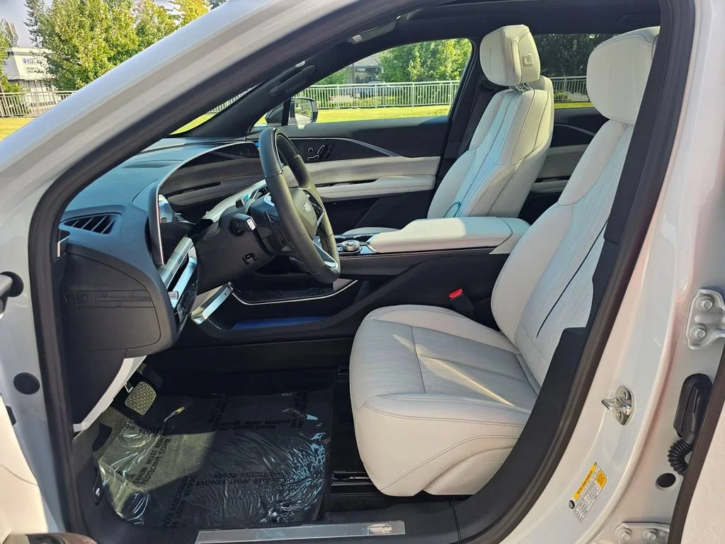 2026 Cadillac LYRIQ Luxury - Photo 20