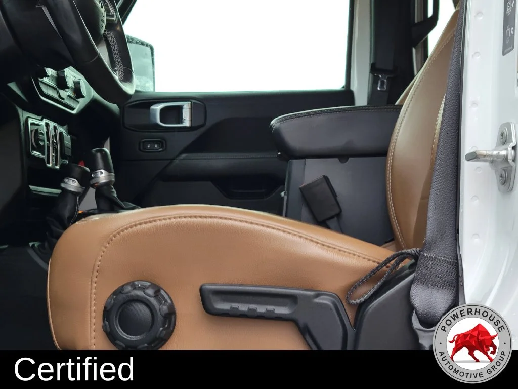 Used 2021 White Jeep Unlimited Sahara image 24