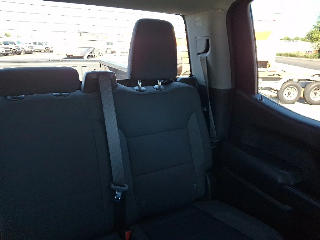 Used 2022 Blue Chevrolet Custom image 21