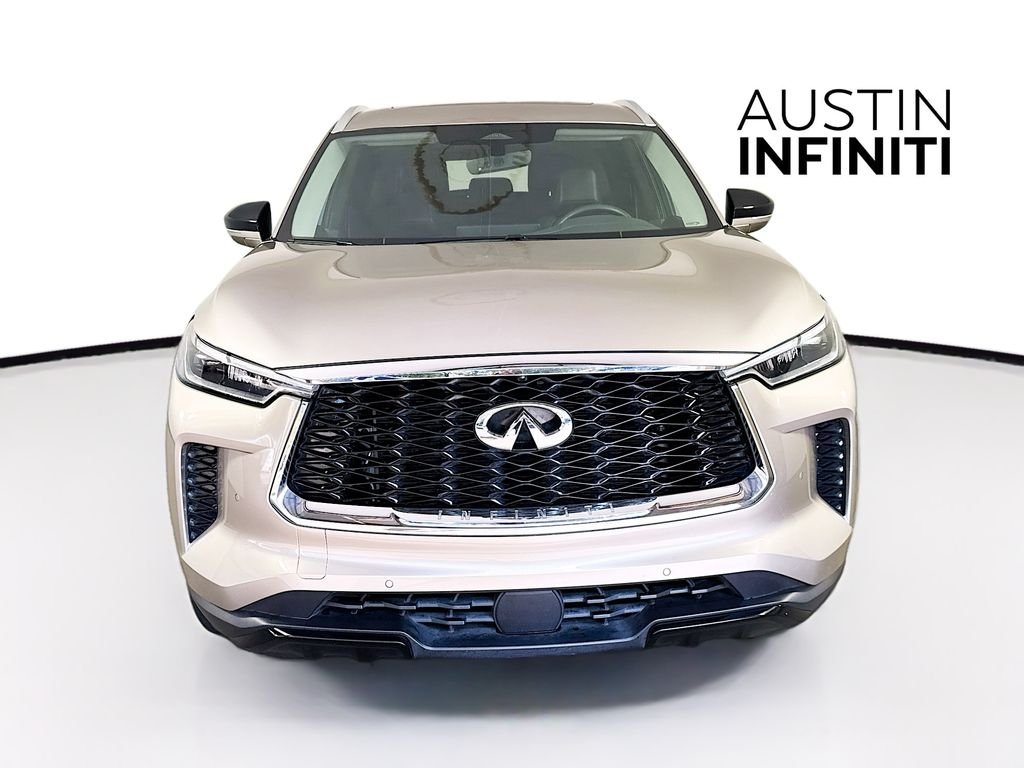 2023 Infiniti QX60 Luxe photo 2
