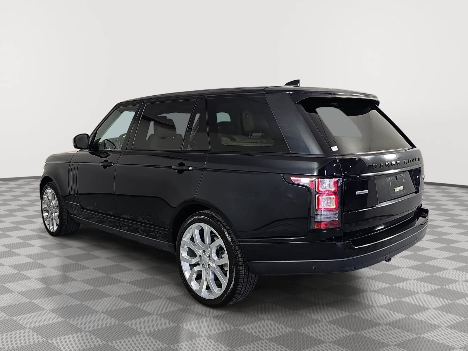 Used 2017 Black Land Rover 5.0L V8 Supercharged image 6