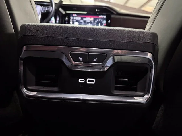 Used 2025 Silver GMC Denali Ultimate image 16