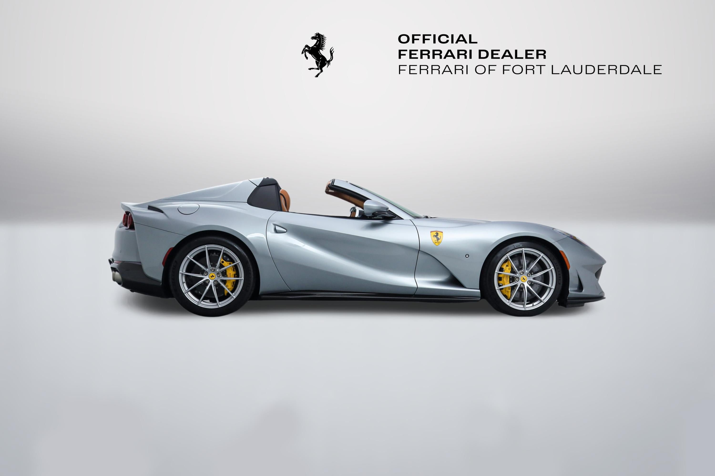 Certified Used 2023 Grigio Titanio Metall Ferrari  image 10