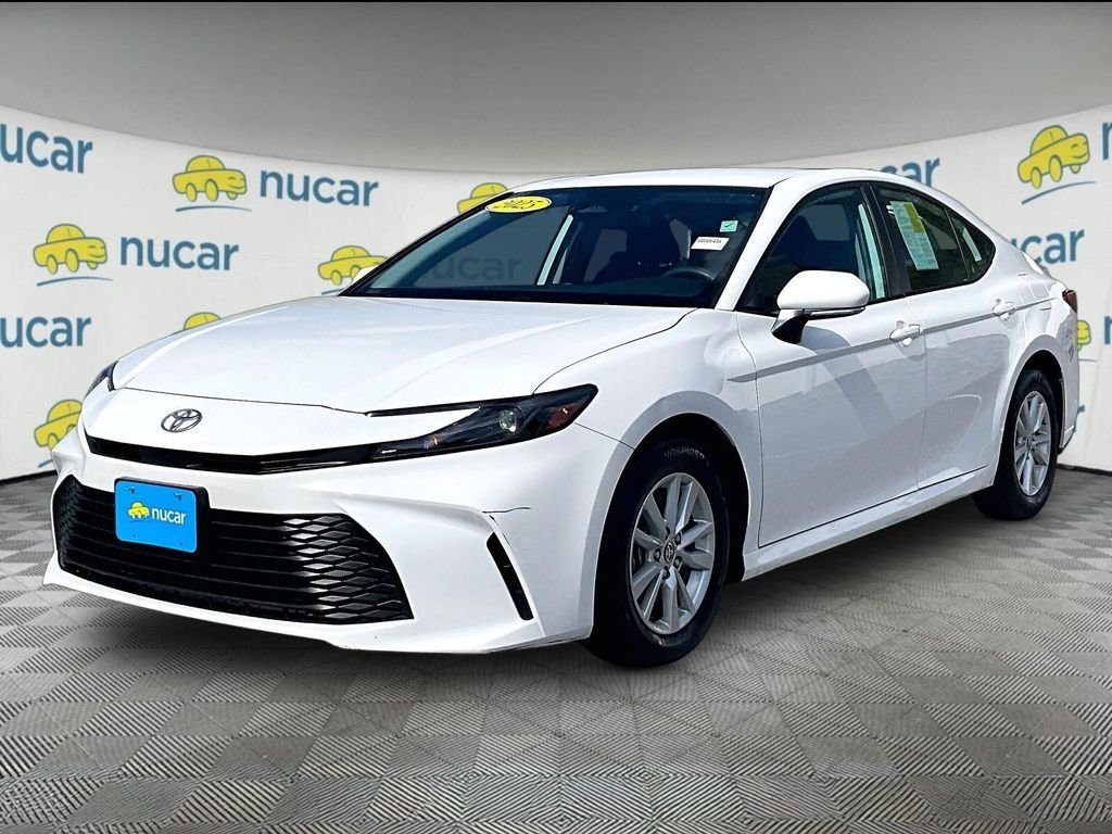 Used 2025 White Toyota LE image 3