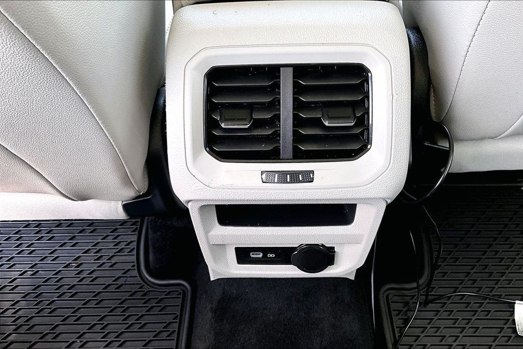 Used 2024 Blue Volkswagen 2.0T SE image 23