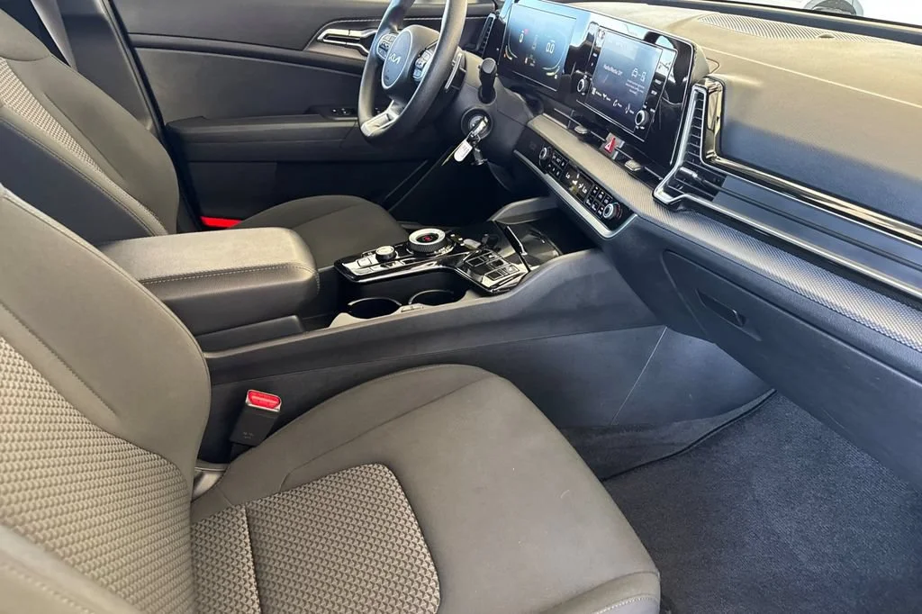 Used 2023 Black Kia LX image 16