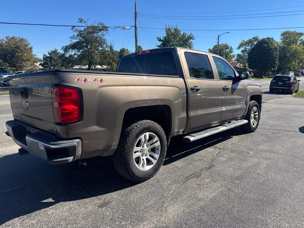 Used 2014 BROWNSTONE METALLIC Chevrolet LT image 7