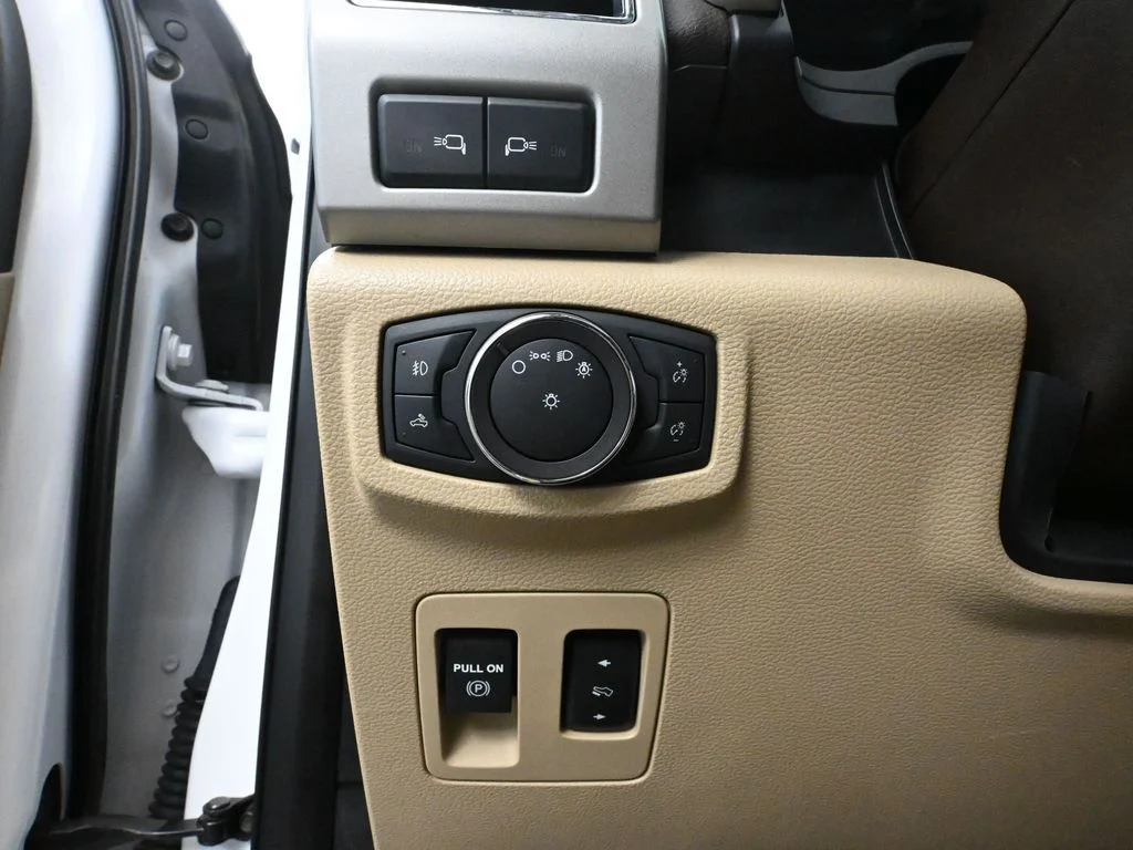 View 32