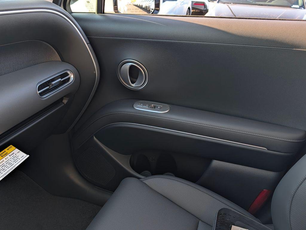 New 2026 Silver Hyundai Blue SEL Premium 7P image 28