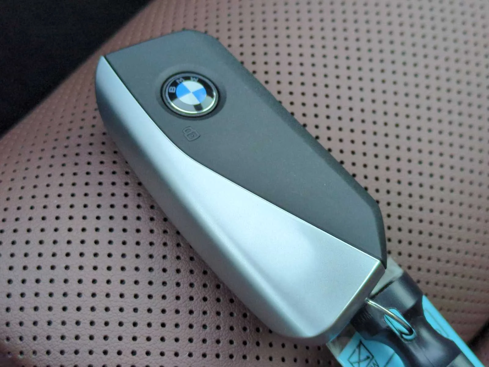 New 2026 Blue Ridge Mountain Metallic BMW xDrive40i image 37