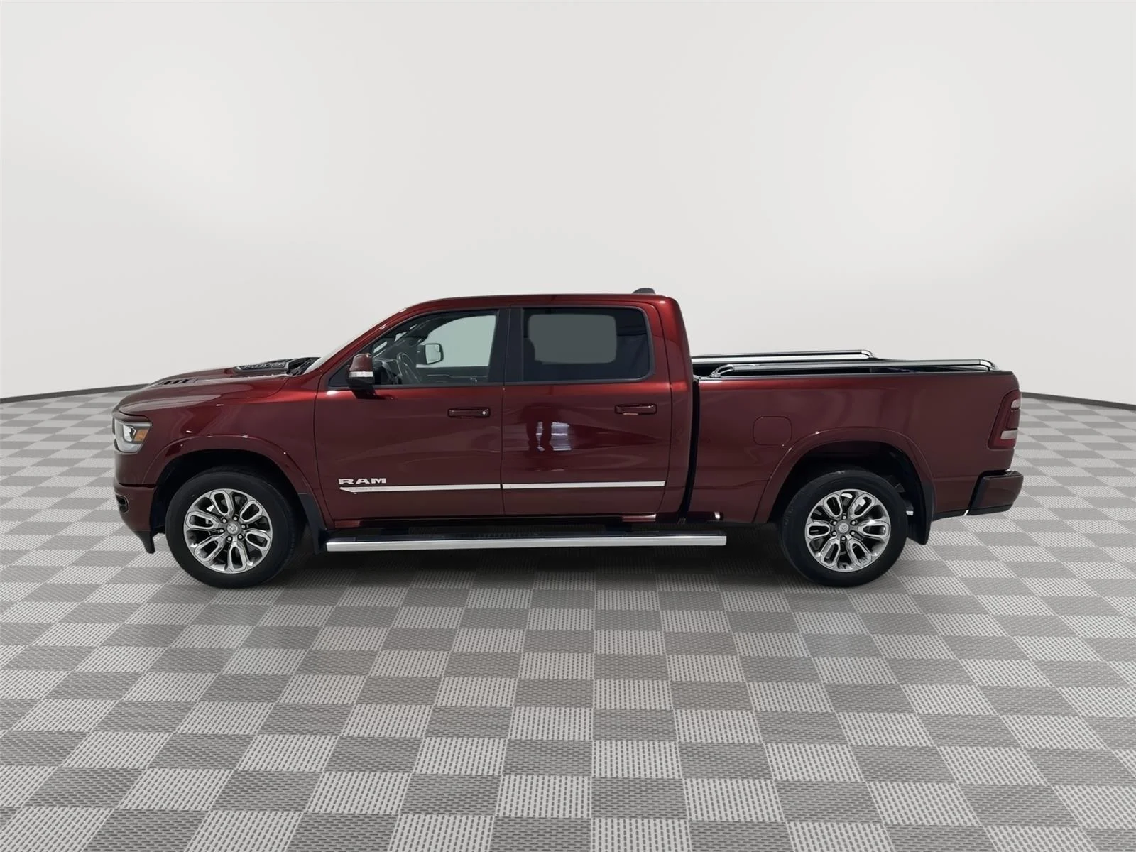 Used 2019 RAM Ram 1500 Pickup Laramie with VIN 1C6SRFRT8KN893269 for sale in Alexandria, Minnesota