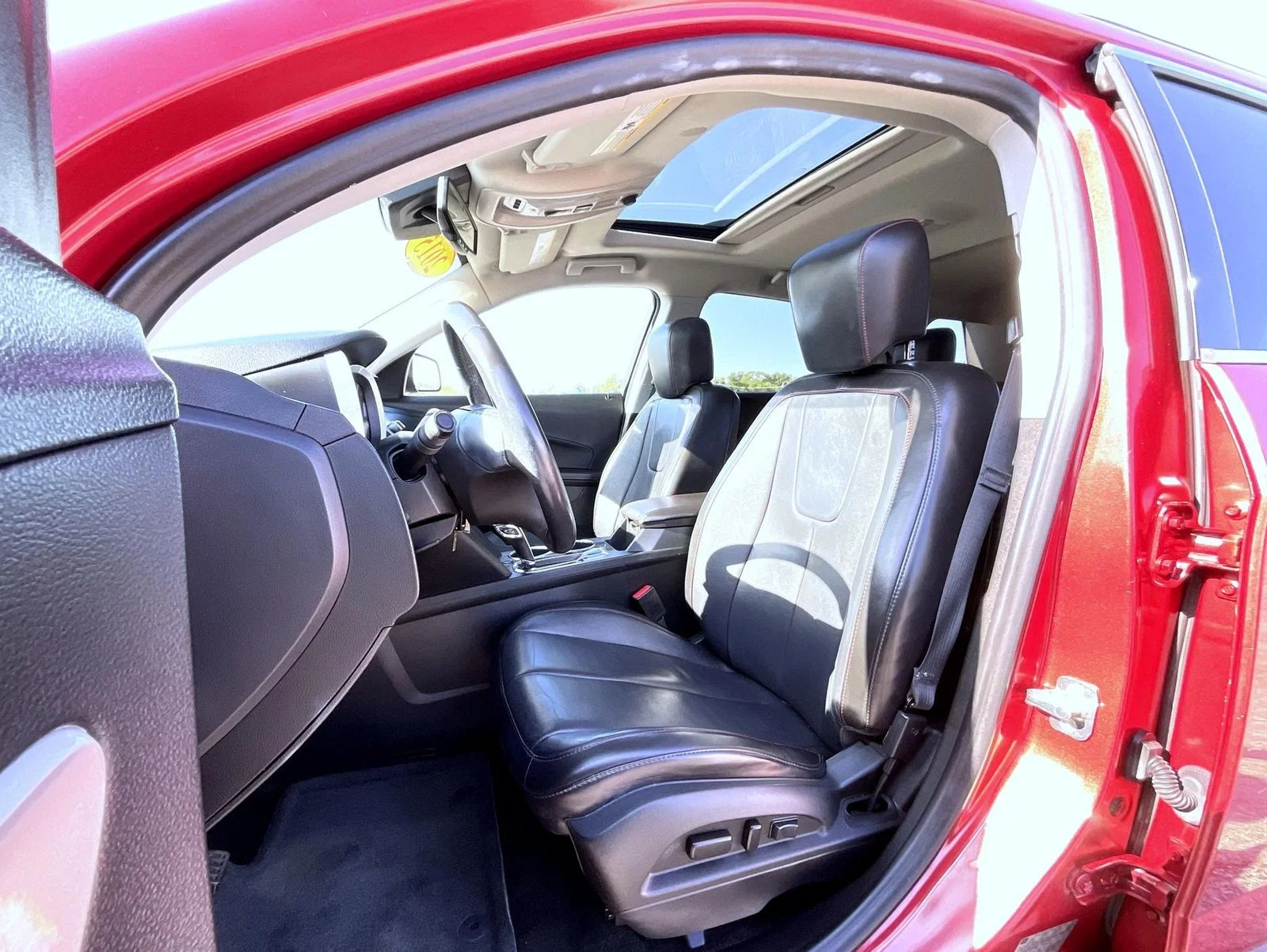 Used 2015 Red Chevrolet LT image 10