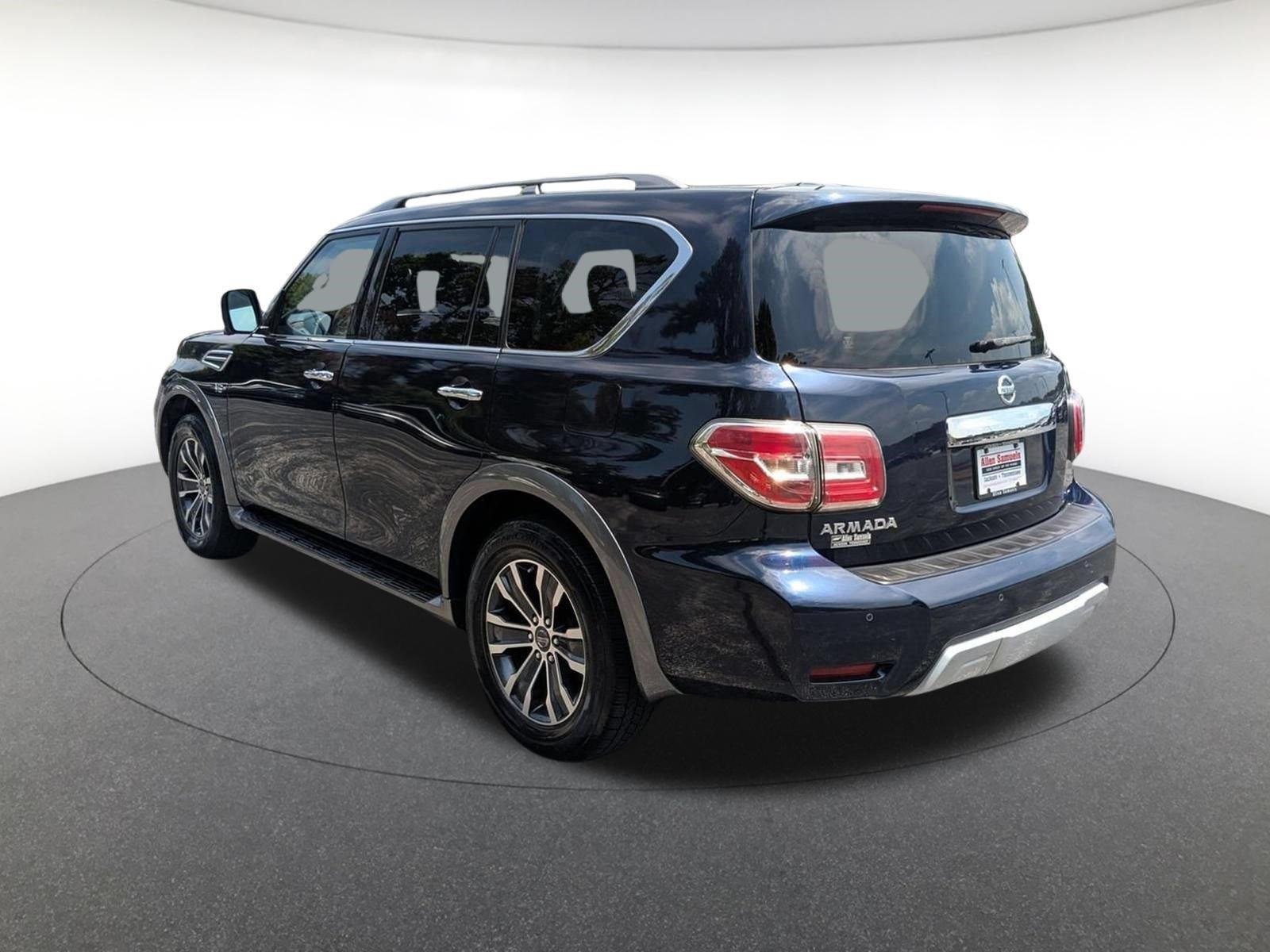 Used 2017 Hermosa Blue Nissan SL image 7