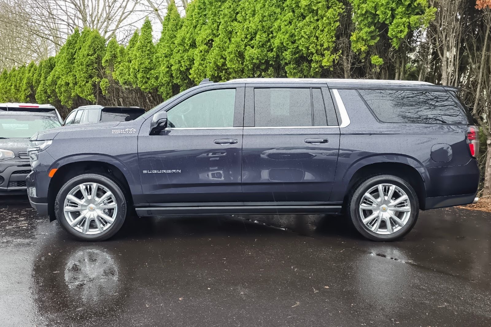 2022 Chevrolet Suburban High Country - Photo 6