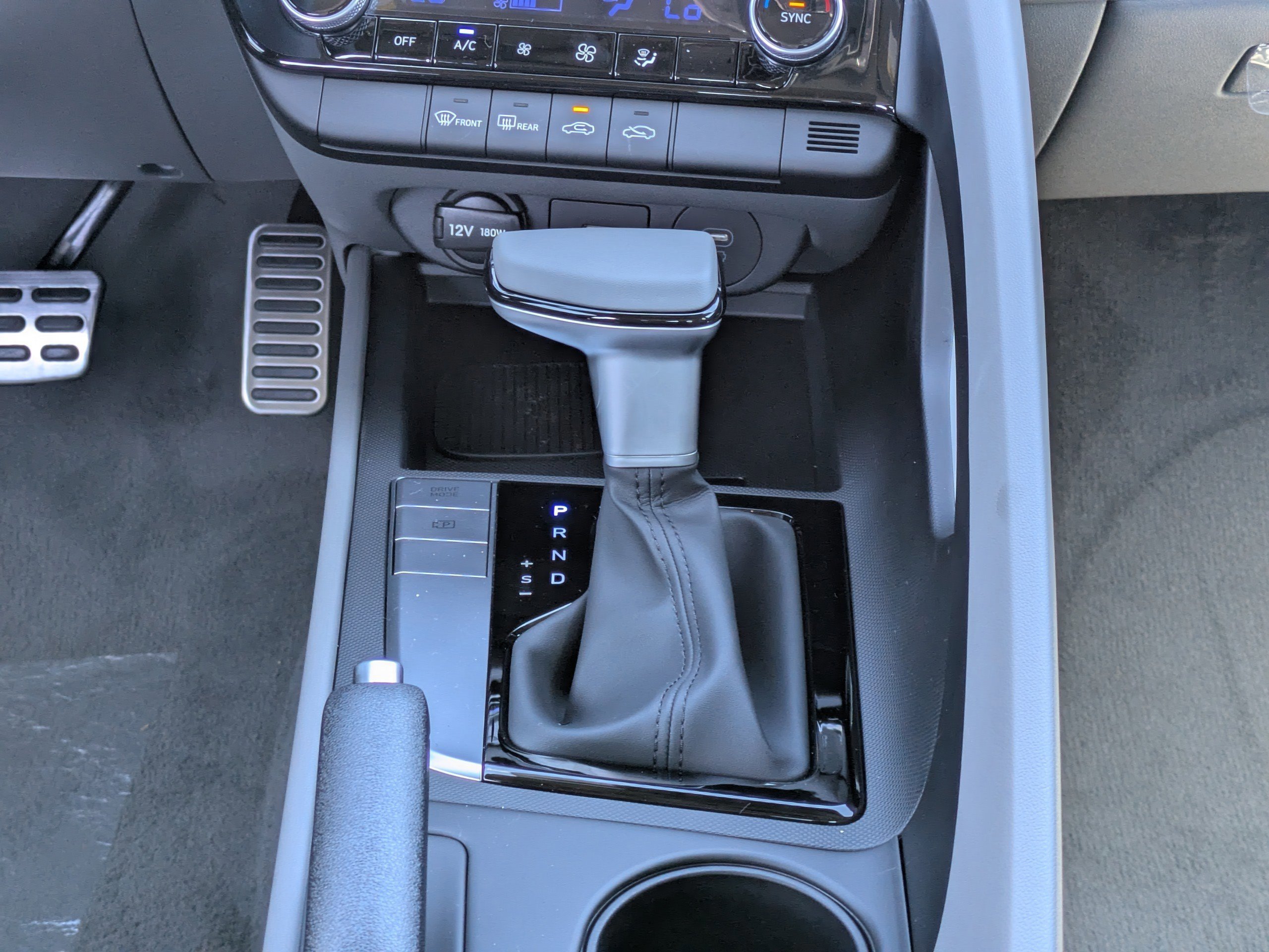 2026 Hyundai Elantra SEL Sport - Photo 14