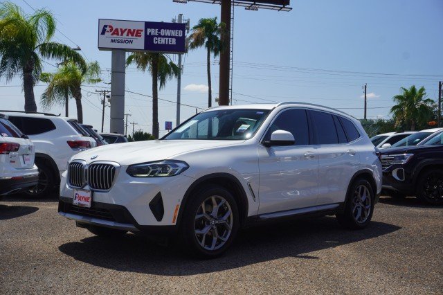 2023 BMW X3 sDrive30i's photo