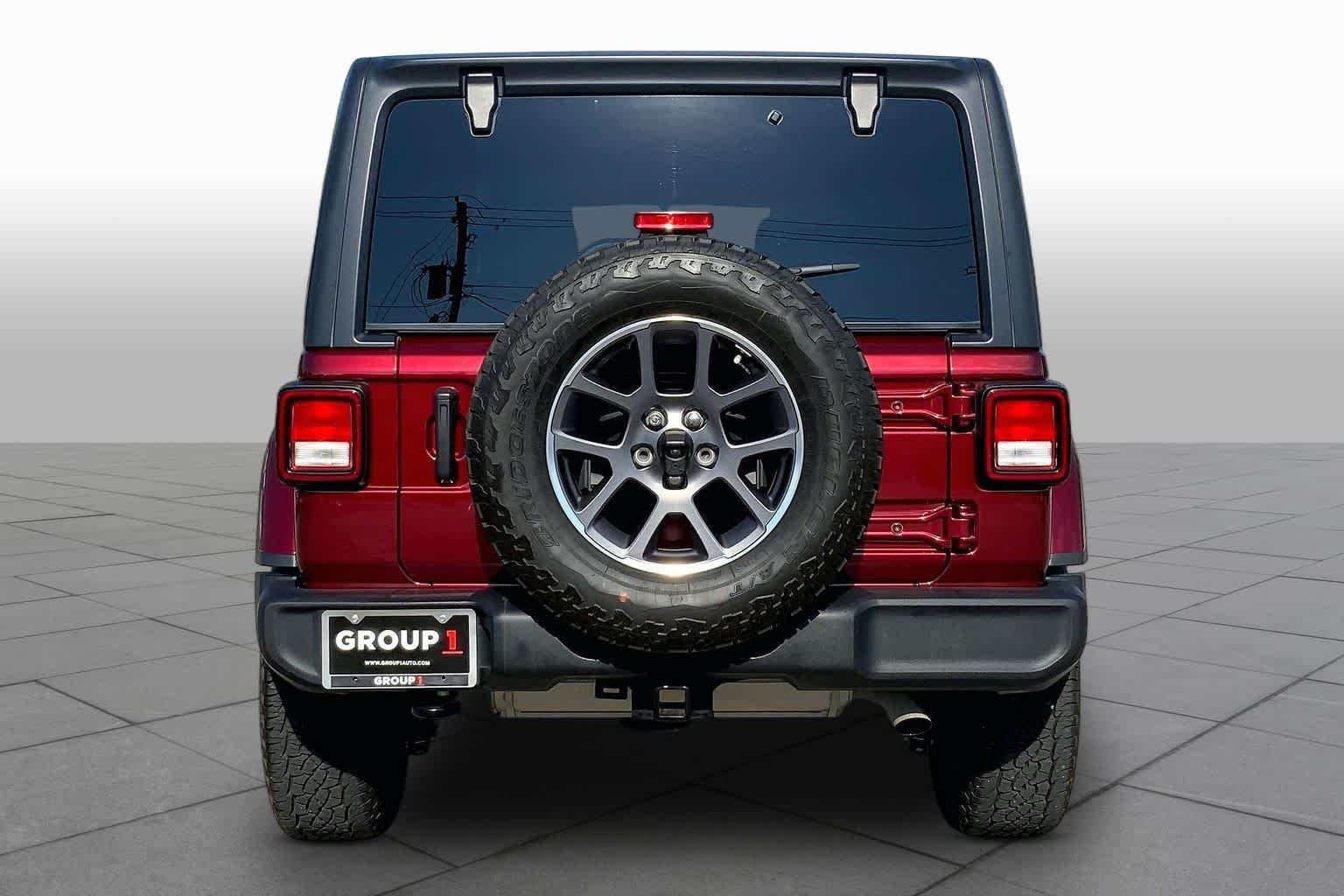 Used 2021 Snazzberry Pearlcoat Jeep Unlimited 80th Anniversary image 5