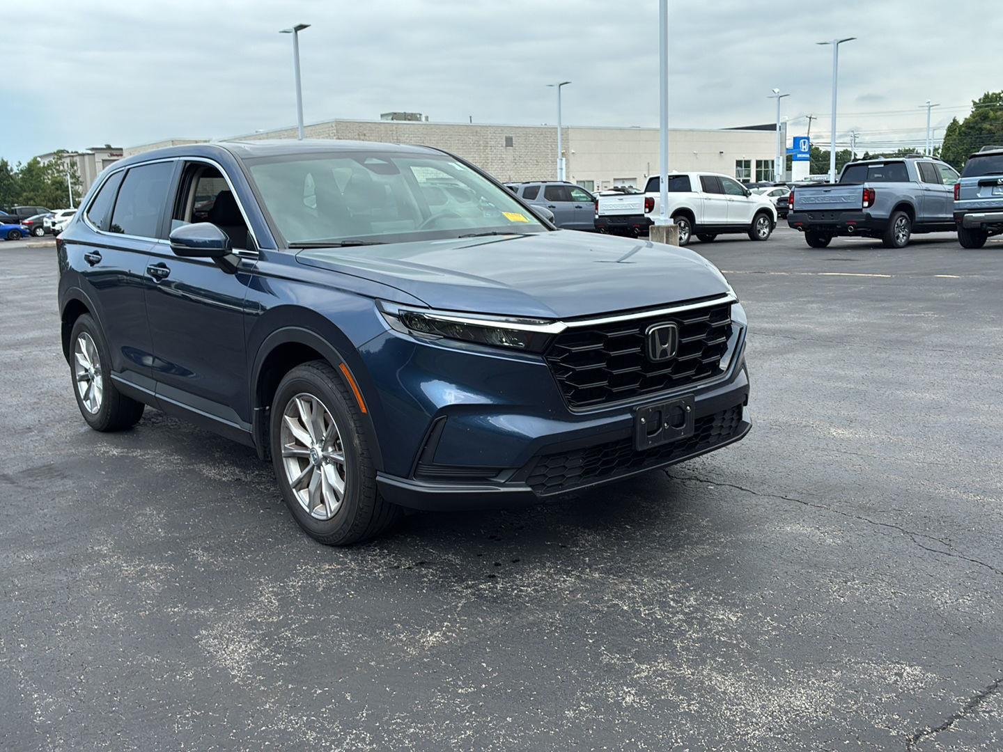 Used 2024 Canyon River Blue Metallic Honda EX image 15