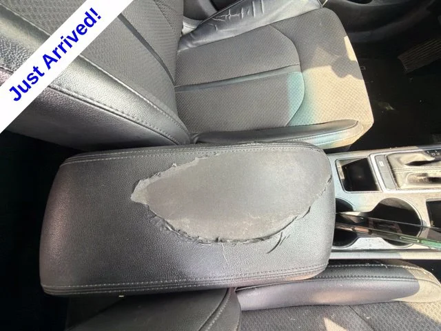 Used 2018 Blue Kia S image 26