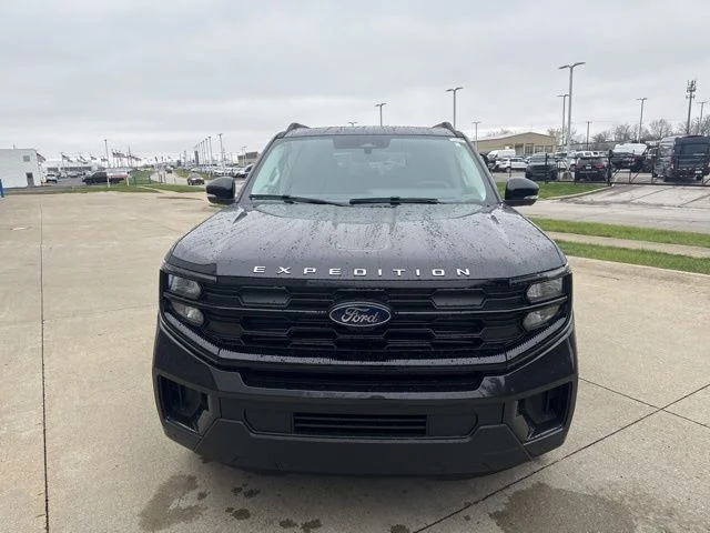 New 2026 Dark Matter Gray Metallic Ford Active image 12