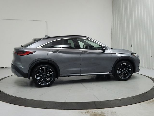 Used 2025 Gray INFINITI ESSENTIAL image 7